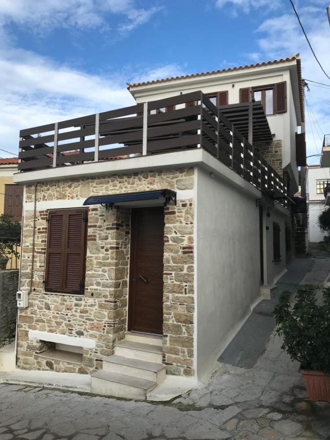 Samos Marias' Stone House 1 Villa Karlovassi Exterior photo