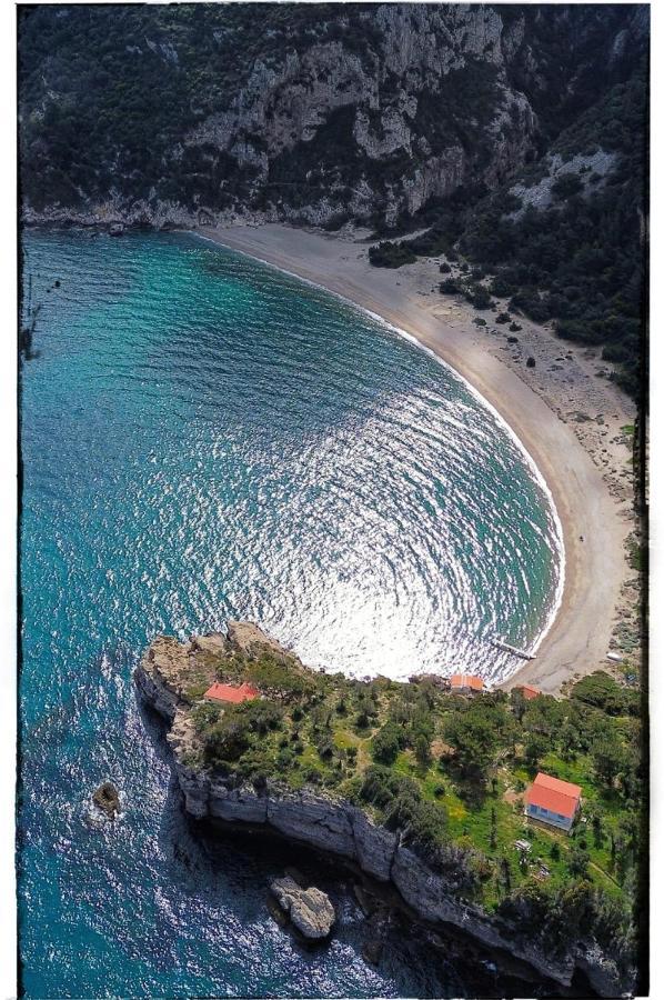 Samos Marias' Stone House 1 Villa Karlovassi Exterior photo